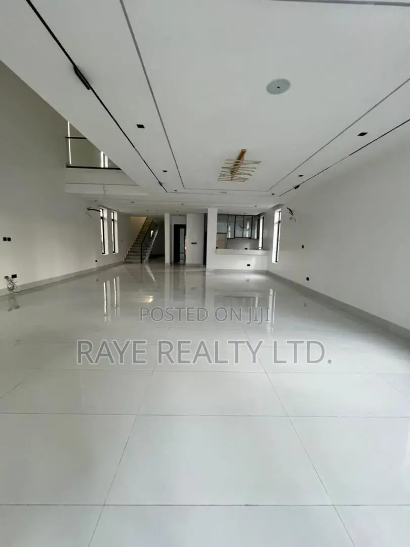 5bdrm Duplex in Ajah for sale