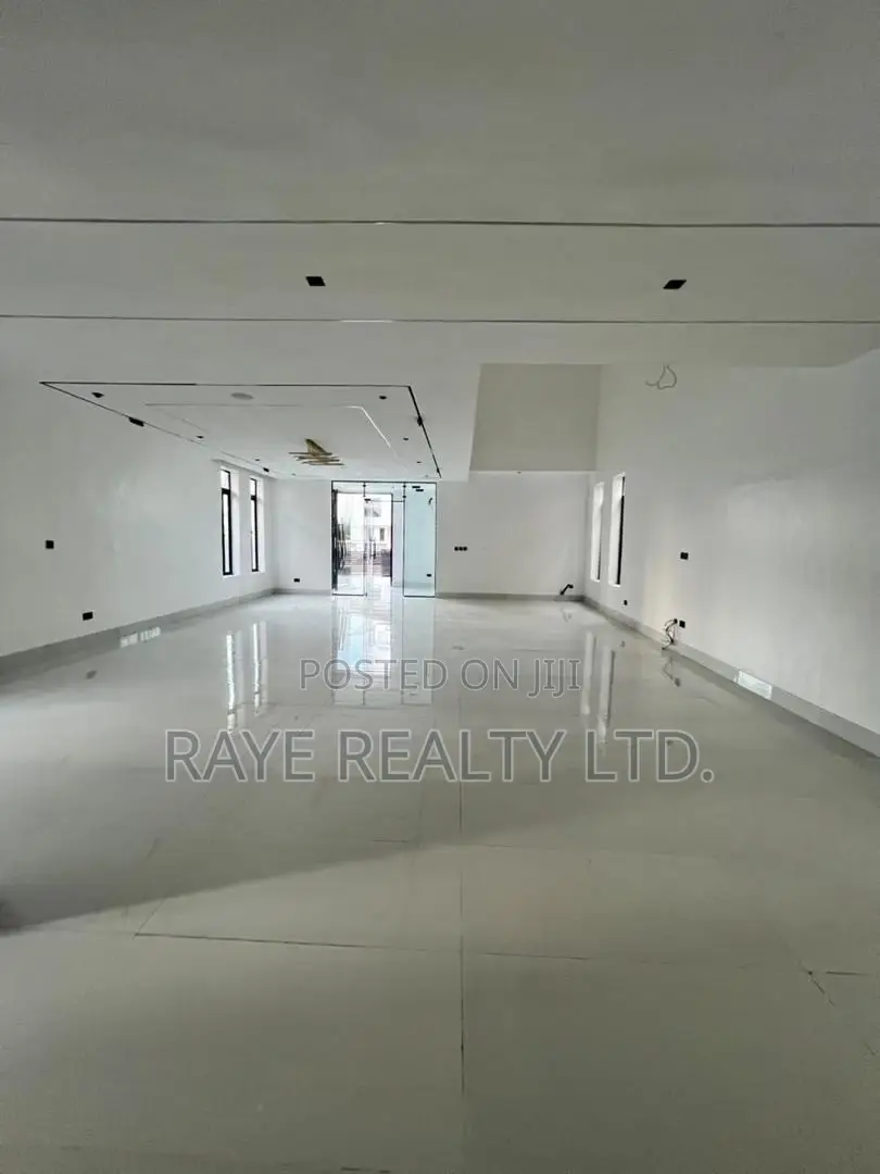 5bdrm Duplex in Ajah for sale