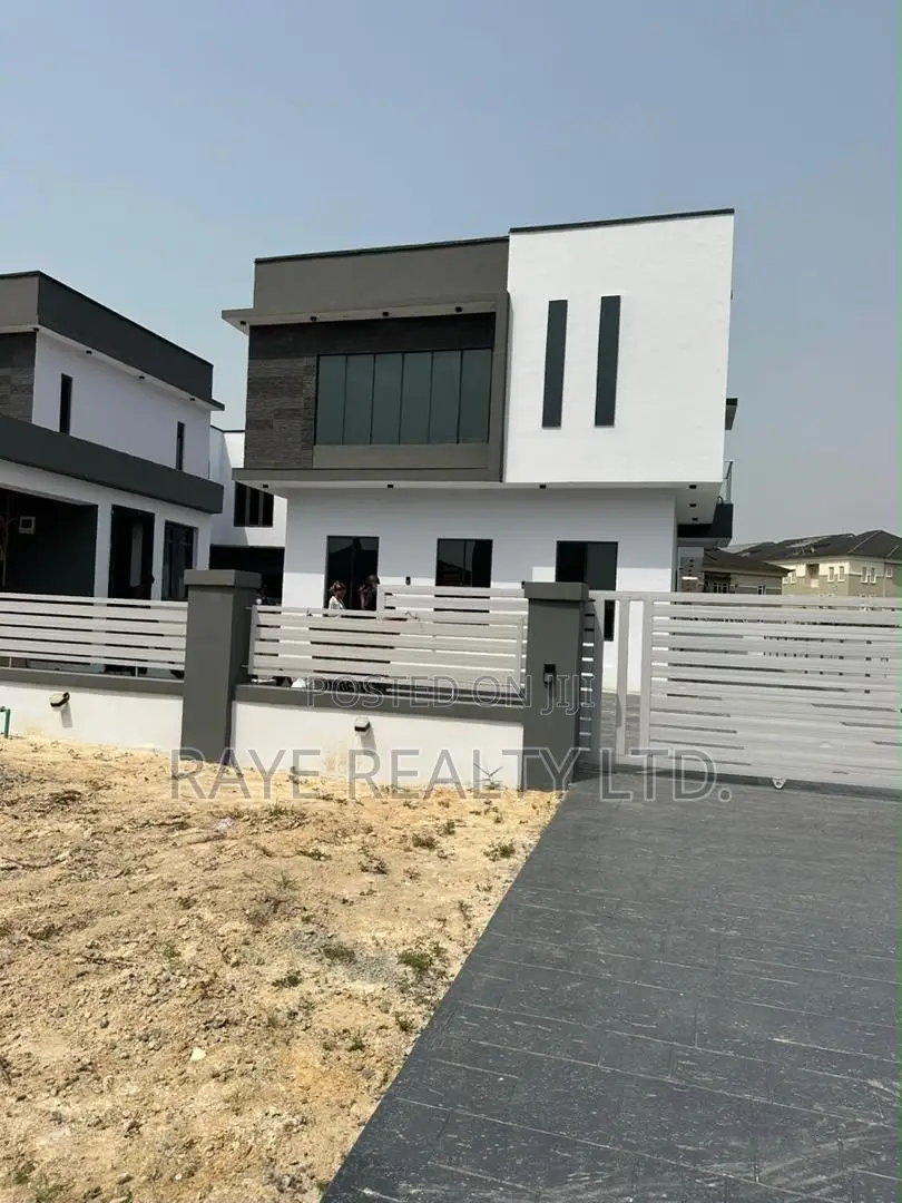 5bdrm Duplex in Ajah for sale