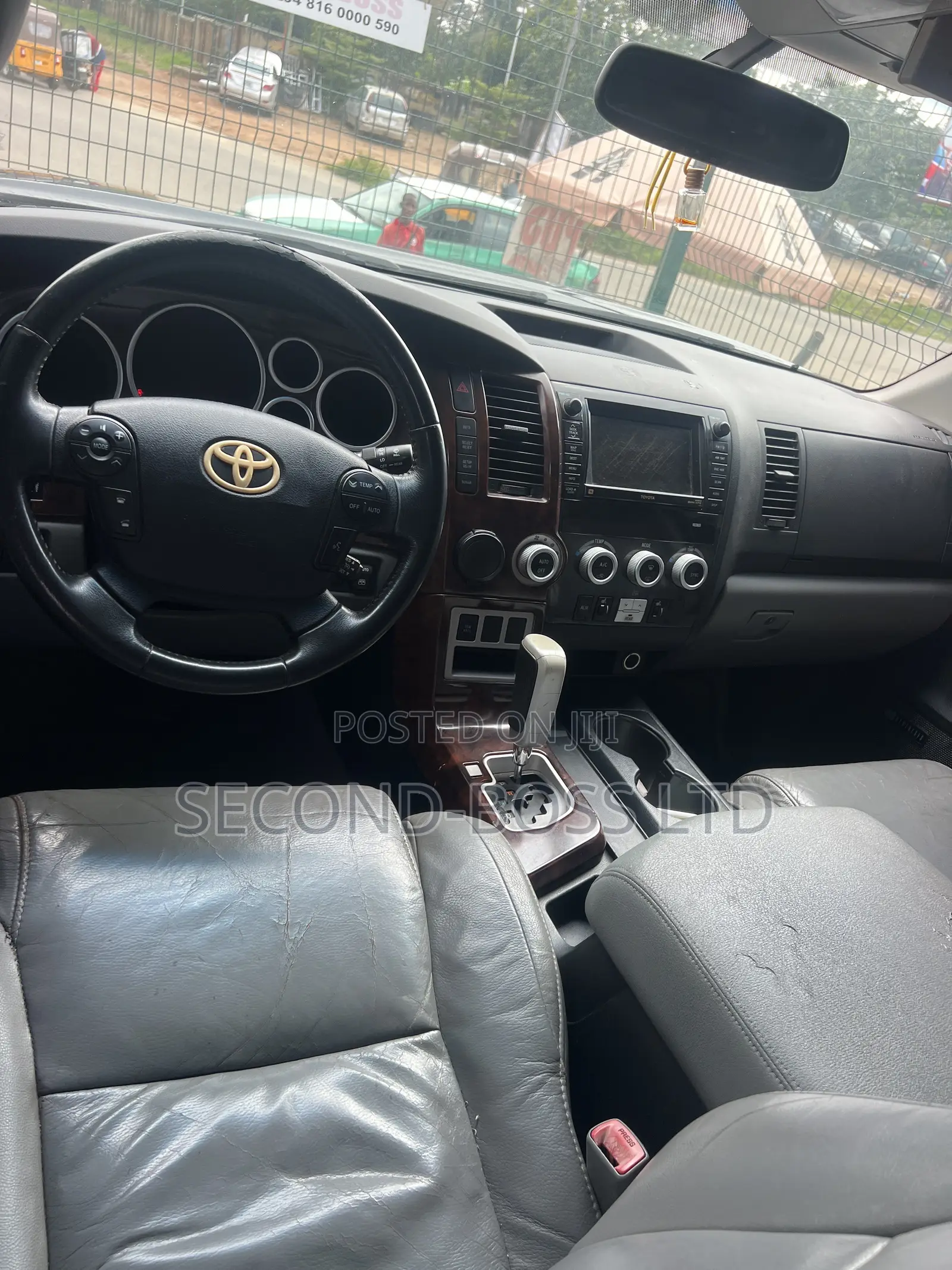 Toyota Sequoia Limited 4dr SUV 4WD (5.7L 8cyl 6A) 2008 Black