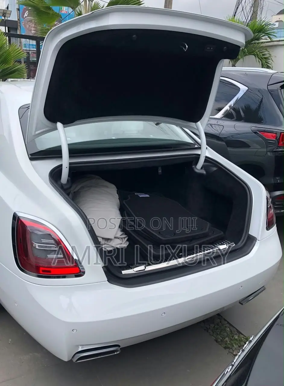 Rolls-Royce Ghost 2024 White