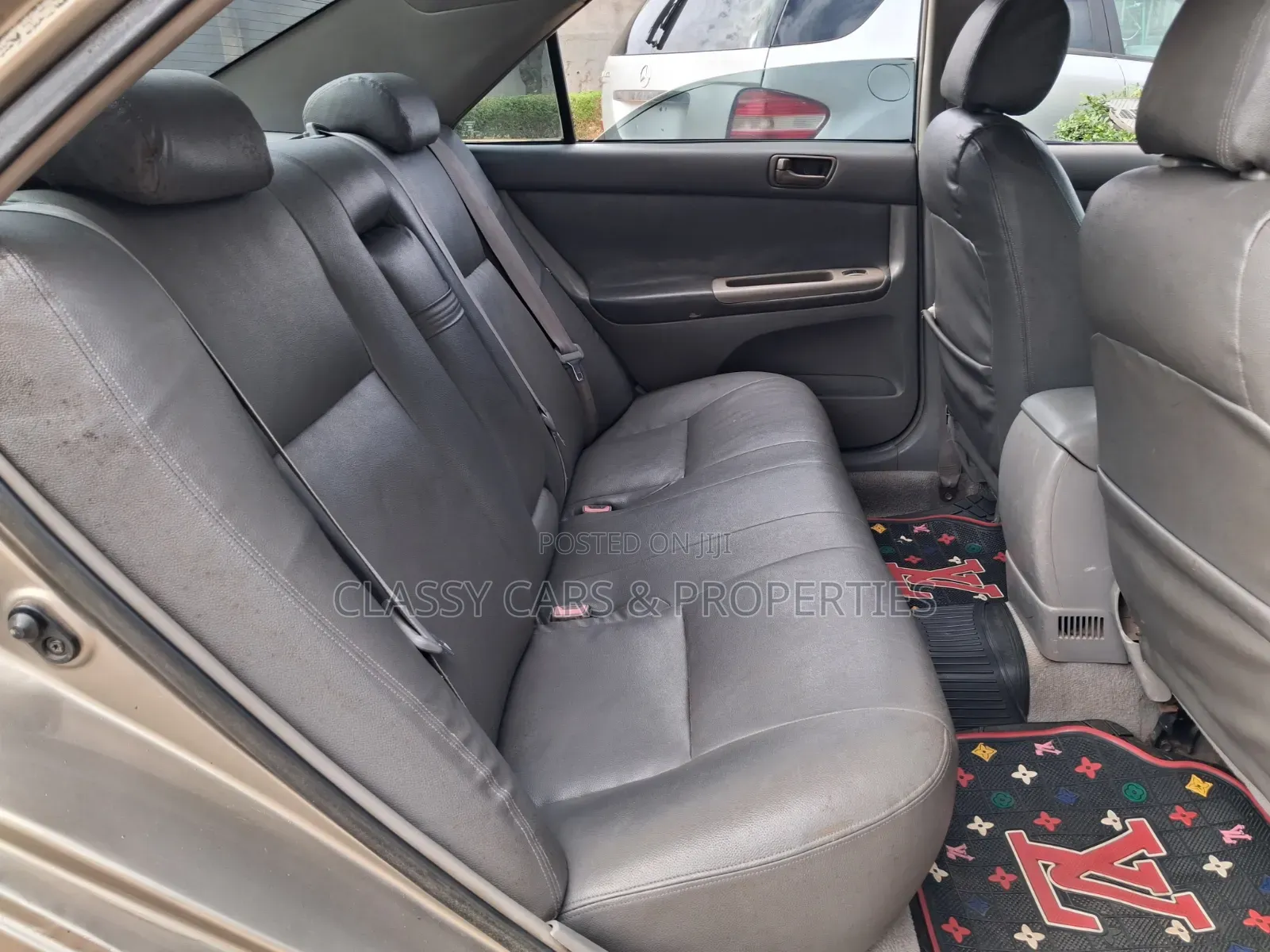 Toyota Camry SE 4dr Sedan (2.4L 4cyl 4A) 2003 Gold