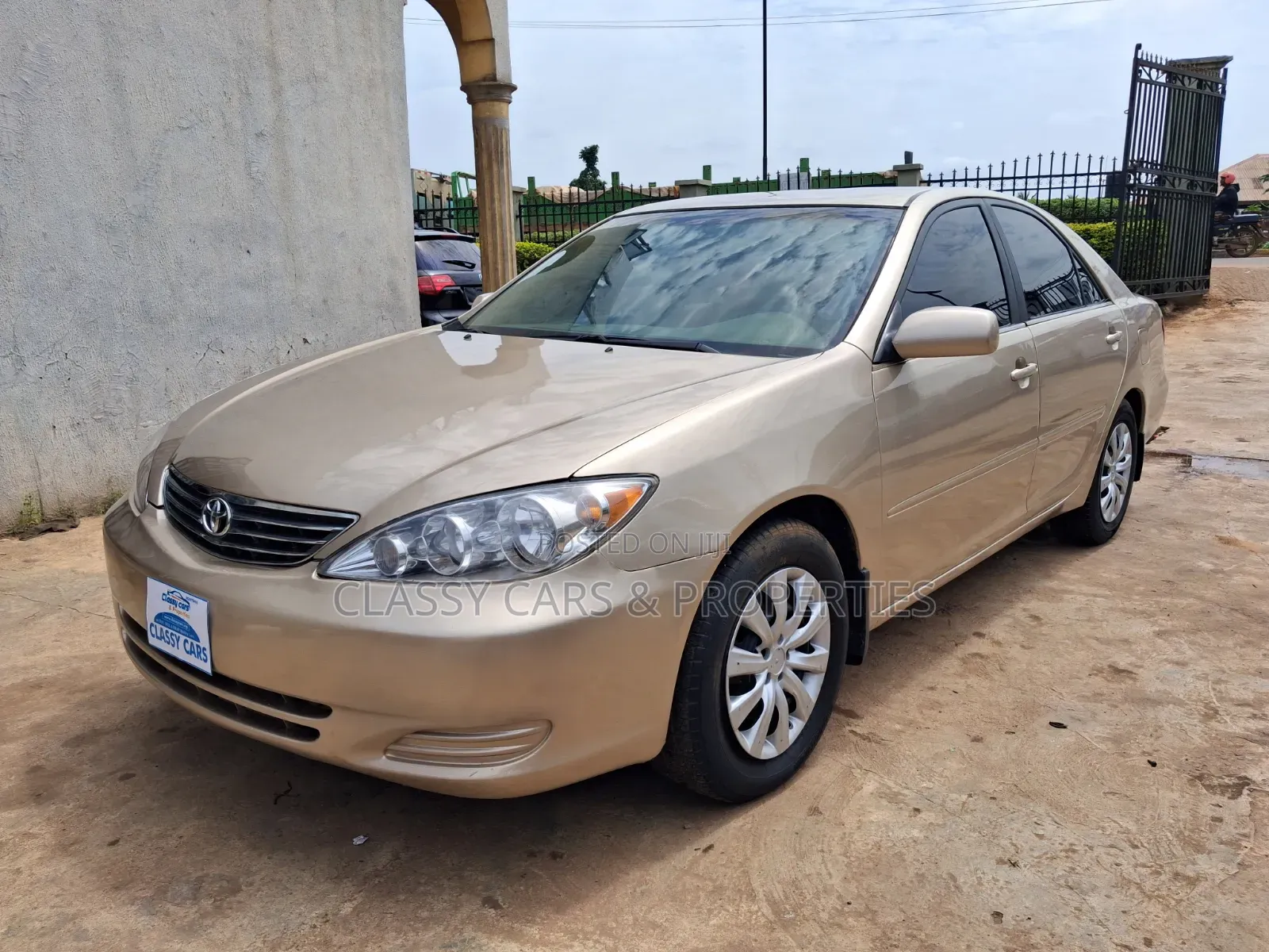 Toyota Camry SE 4dr Sedan (2.4L 4cyl 4A) 2003 Gold