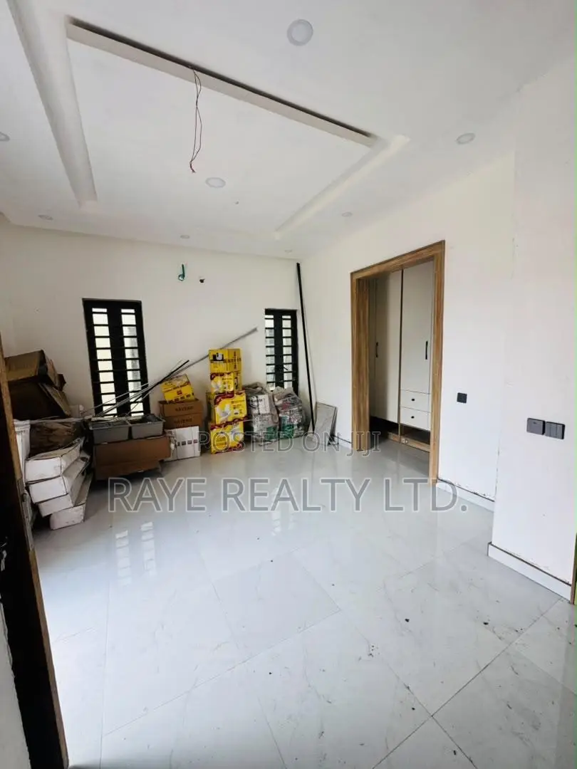 4bdrm Duplex in Fagba for sale