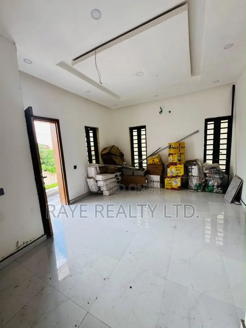 4bdrm Duplex in Fagba for sale