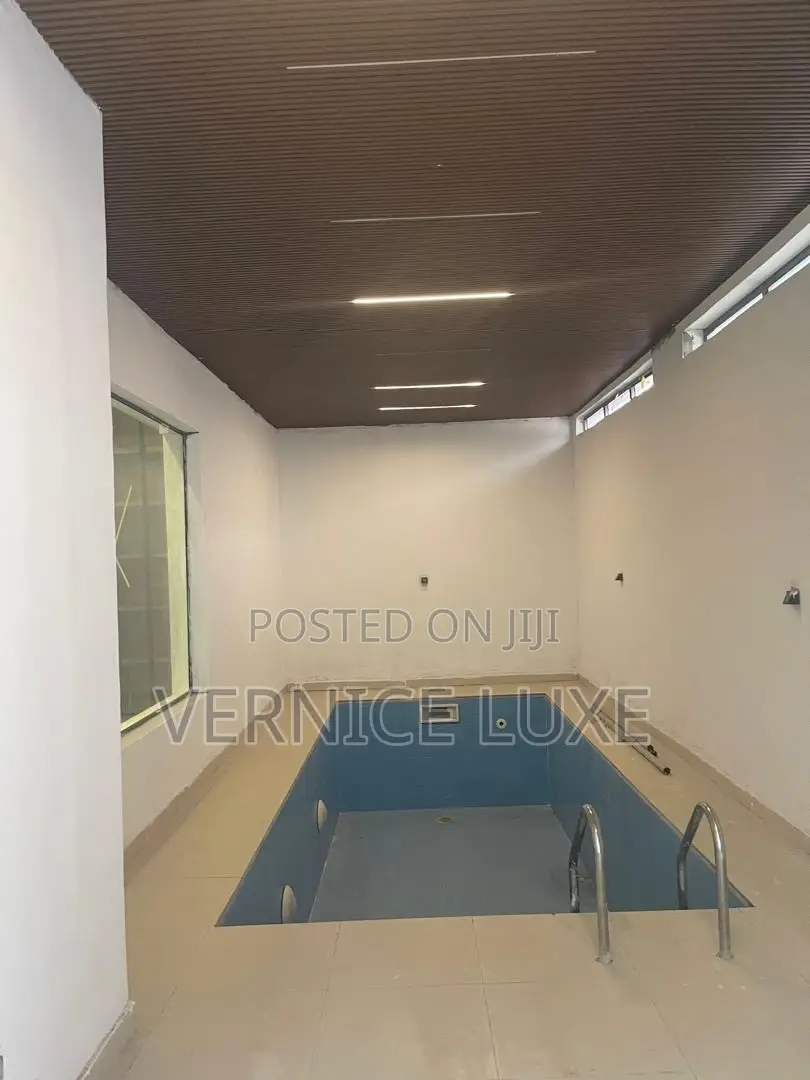 6bdrm Duplex in Ikate, Lekki for sale