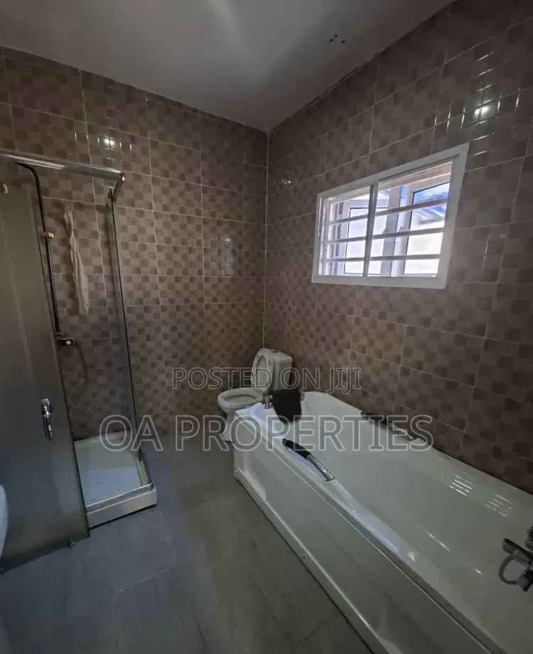 Furnished 4bdrm Duplex in Carlton Gate Estate for rent