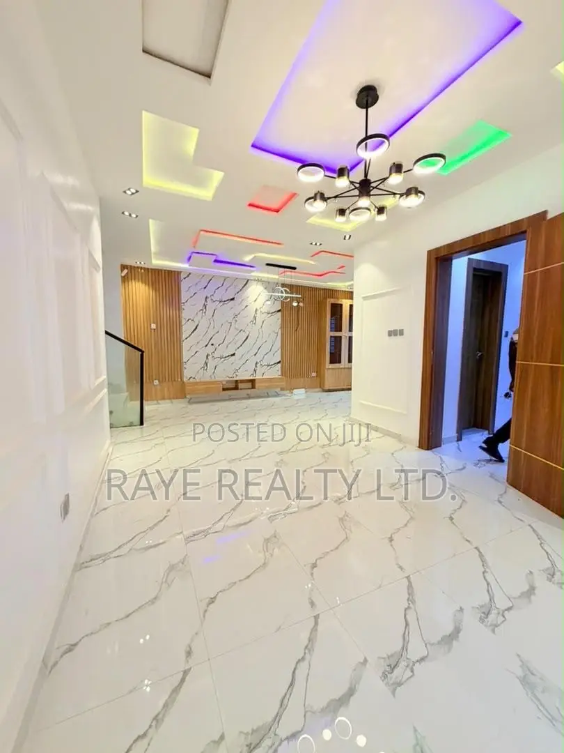 4bdrm Duplex in Agege for sale