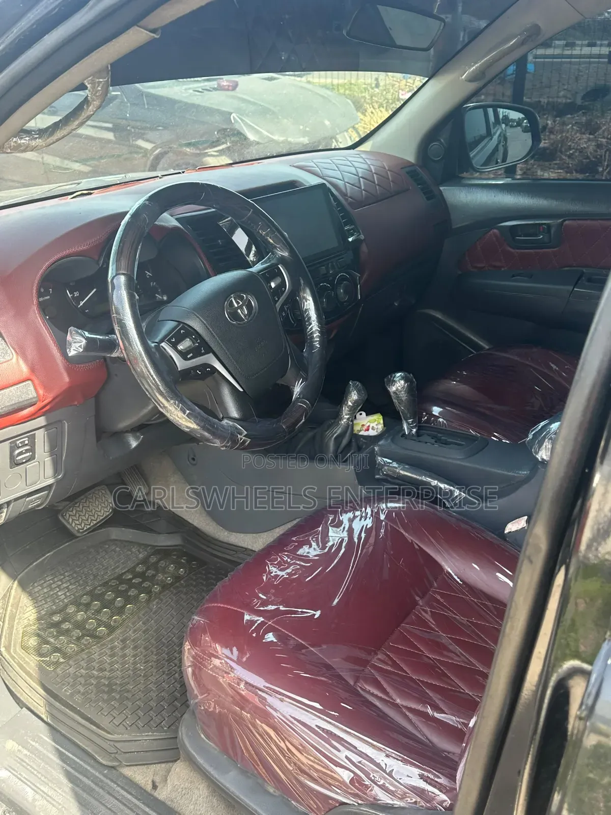 Toyota Hilux 2013 Black
