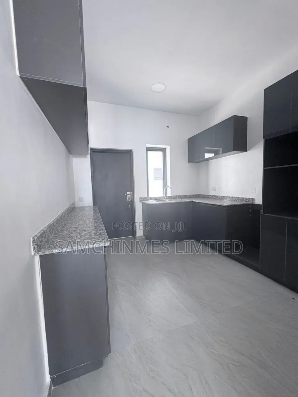 3bdrm Apartment in Elemoro for rent