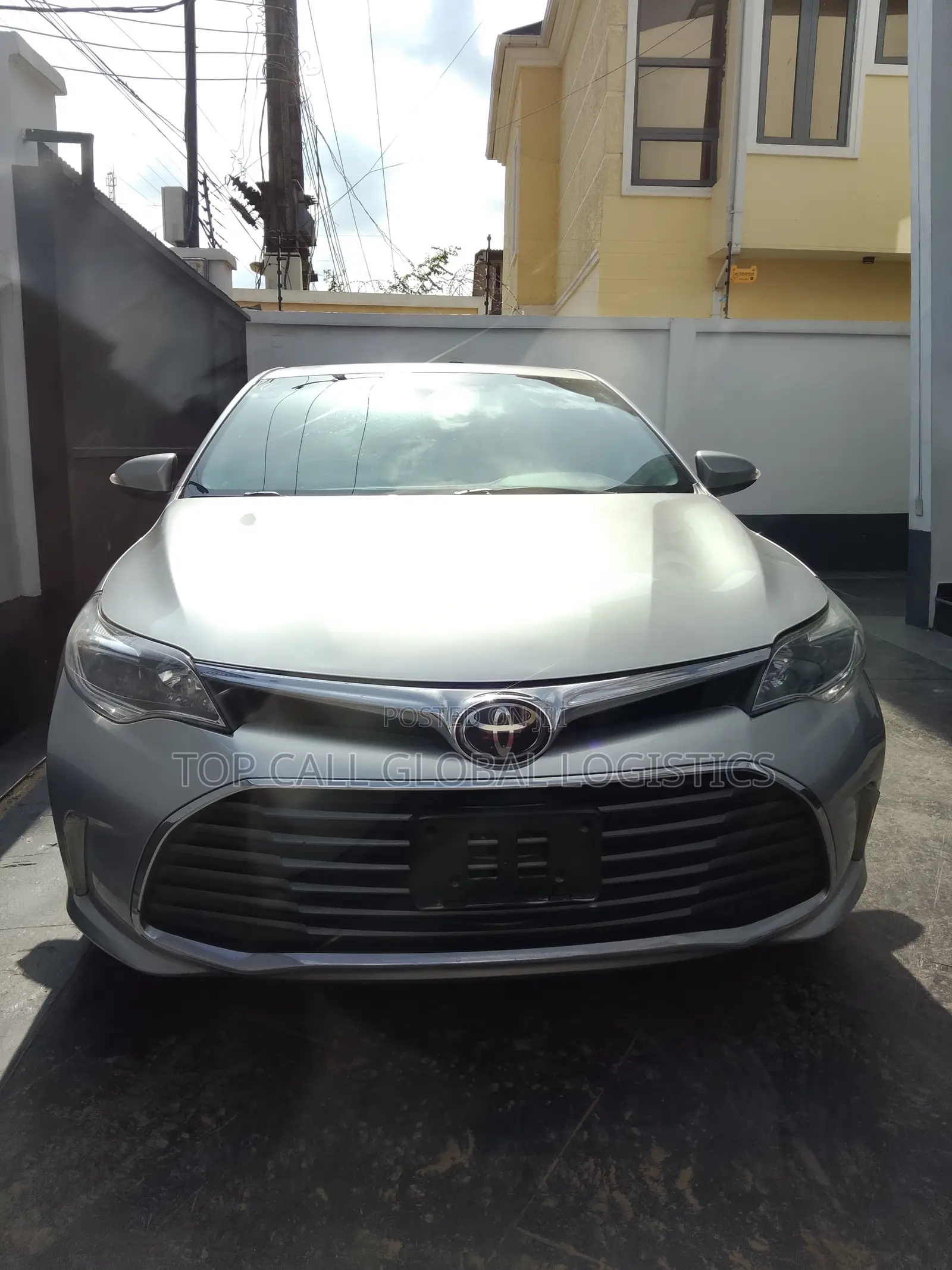 Toyota Camry XLE 4dr Sedan (3.5L 6cyl 6A) 2017 Silver