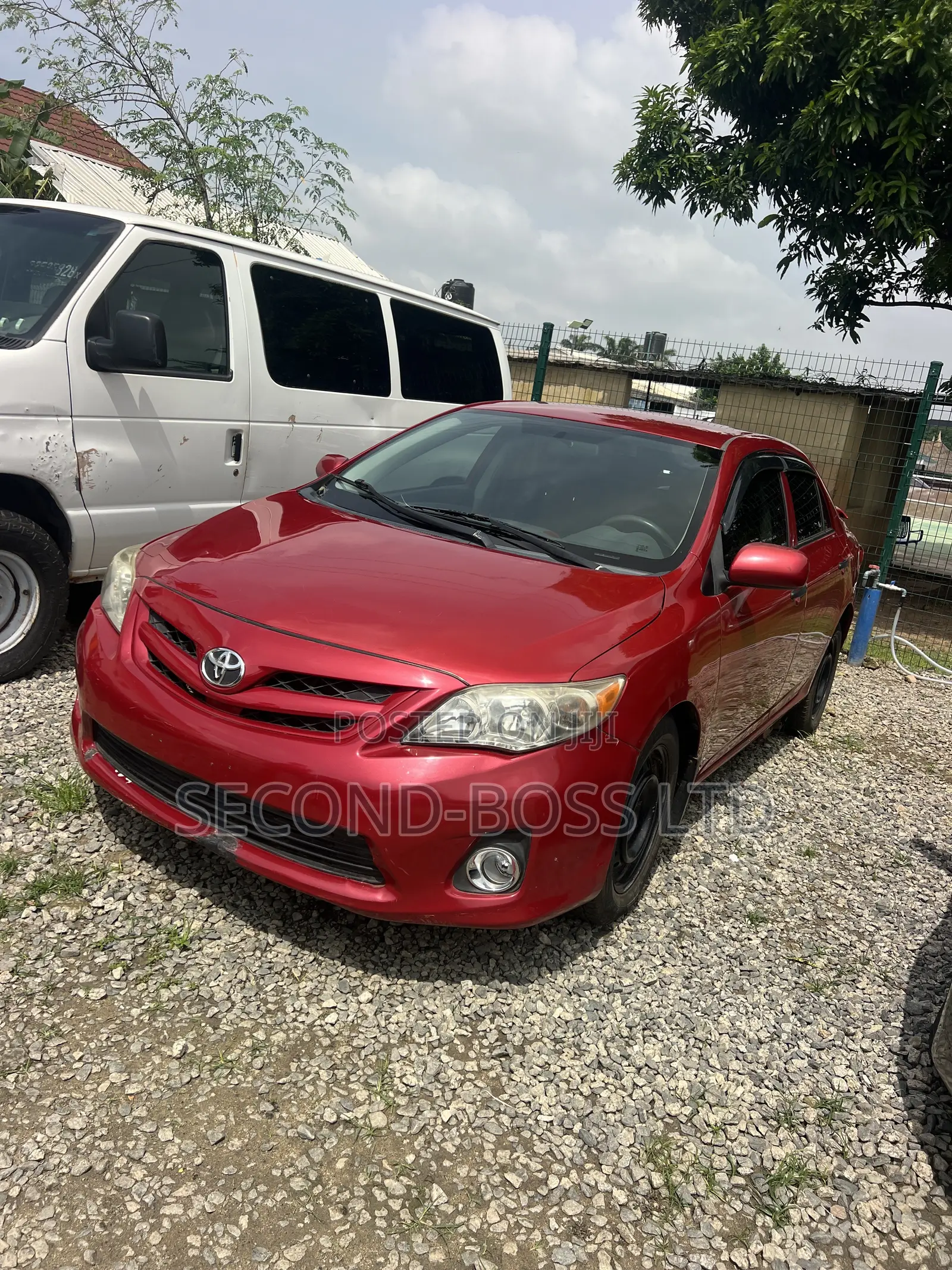 Toyota Corolla LE Special Edition 4dr Sedan (1.8L 4cyl 4A) 2013 Red