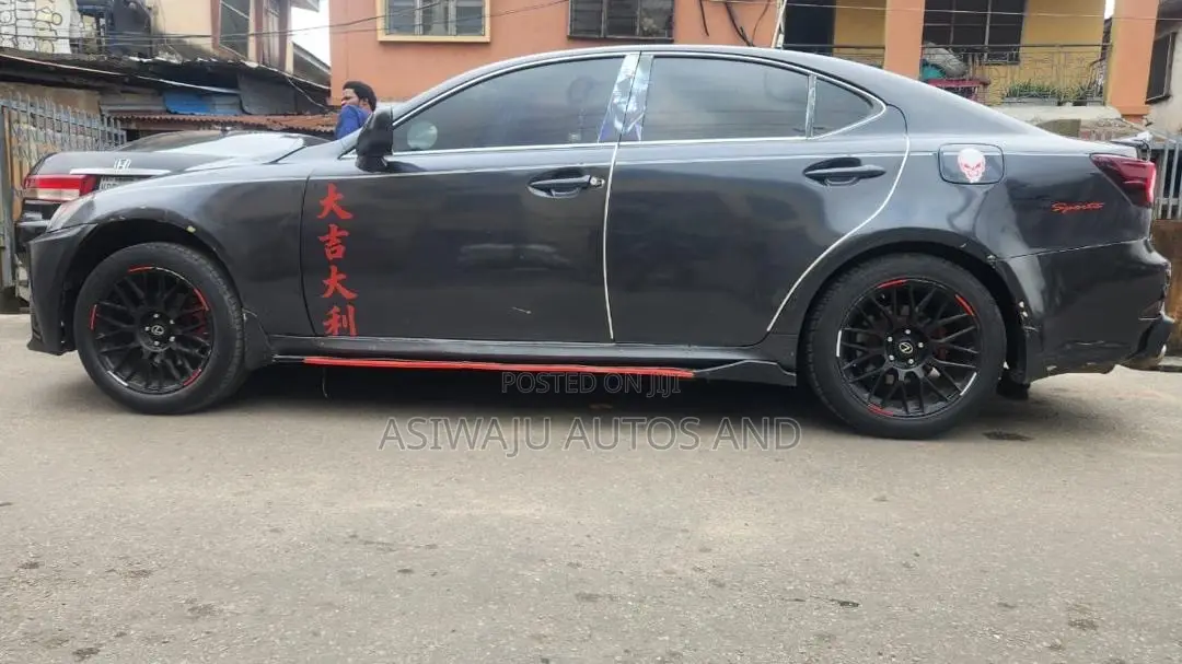 Lexus IS 250 2010 Gray