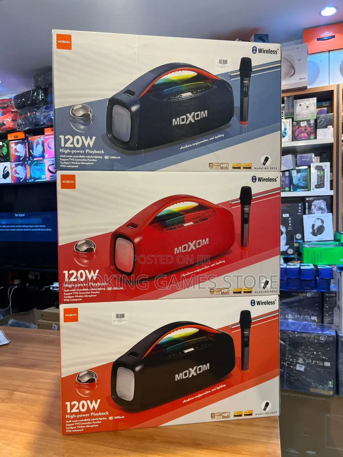 Moxom Speakers