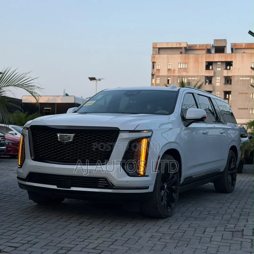 Cadillac Escalade 2026 White