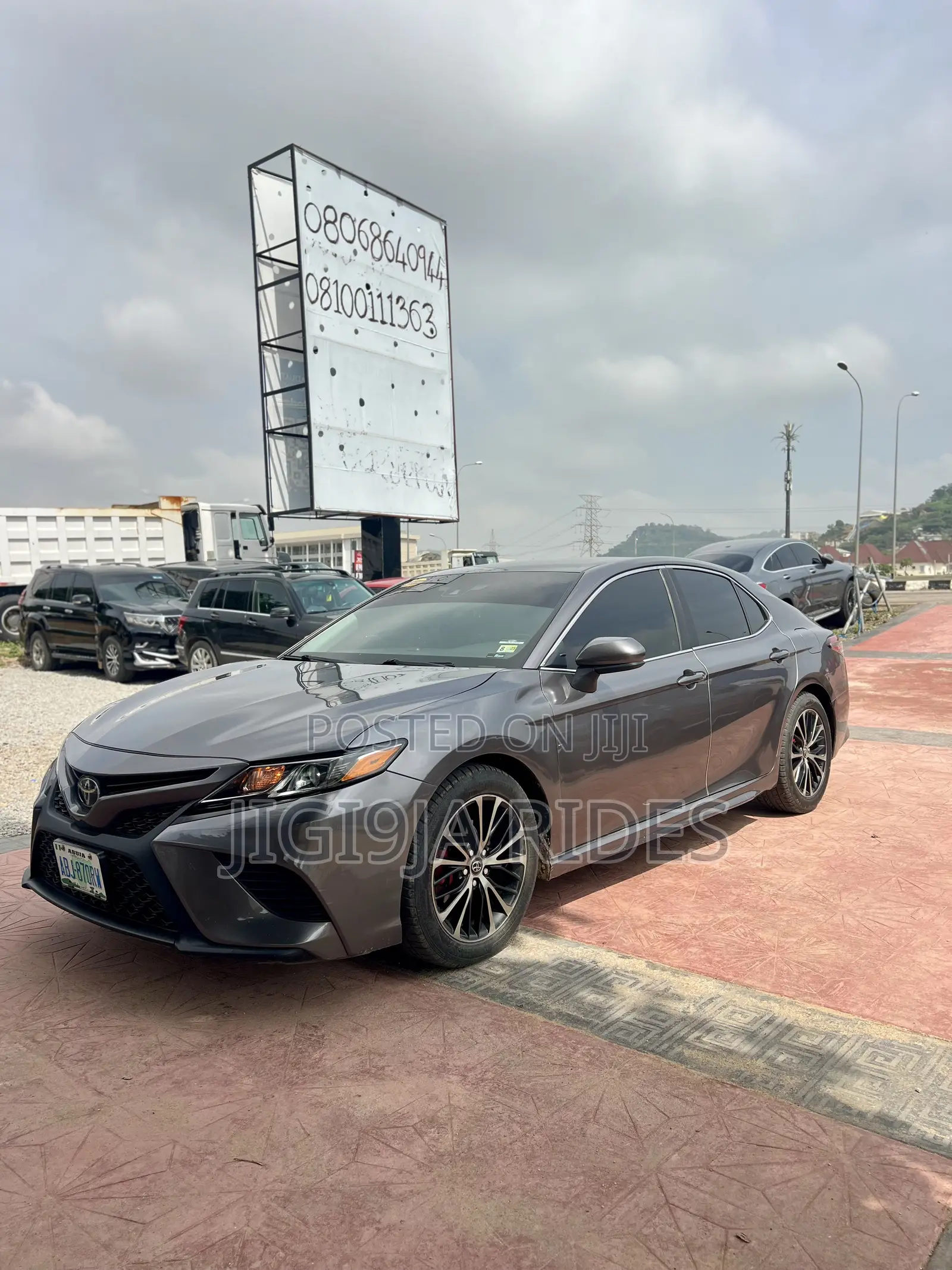 Toyota Camry 2018 Gray