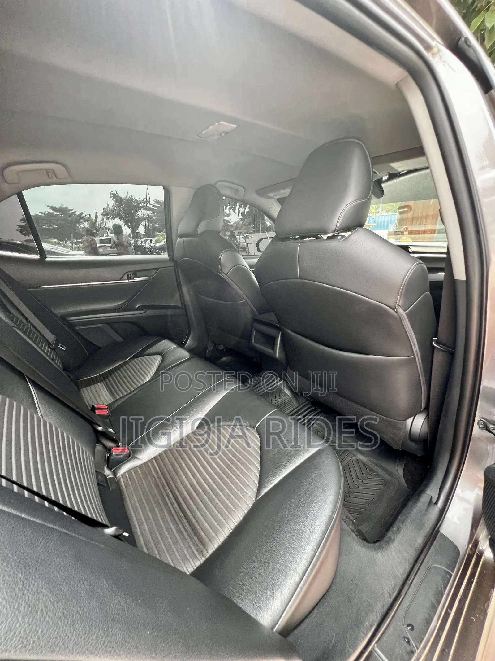 Toyota Camry 2018 Gray