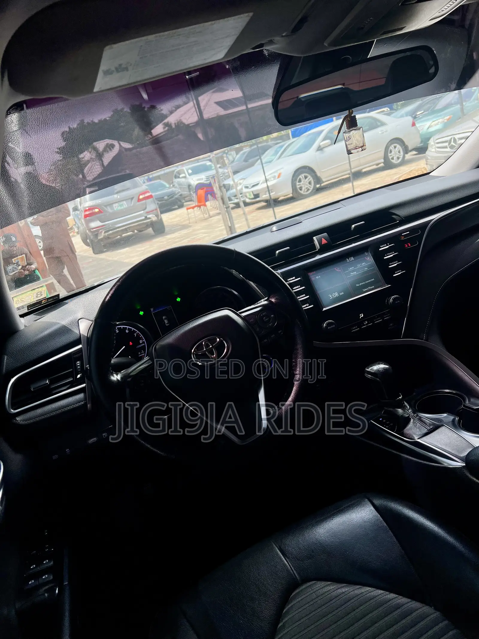 Toyota Camry 2018 Gray