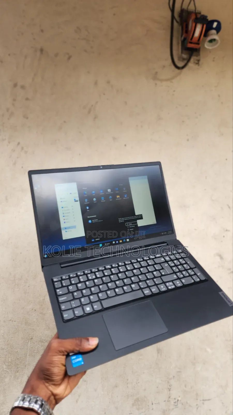 Laptop Lenovo Ideapad V14 IGL 8GB Intel Core i5 SSD 256GB