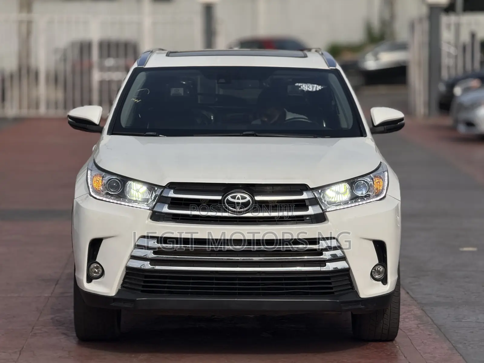 Toyota Highlander Limited Platinum 4dr SUV AWD (3.5L 6cyl 6A) 2014