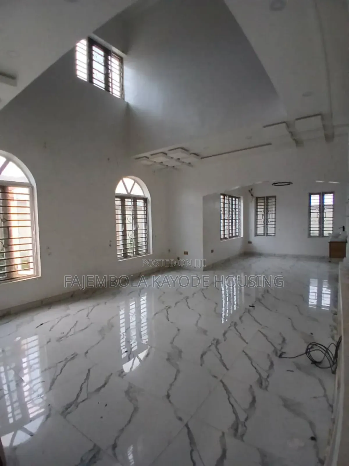 4bdrm Duplex in Akala Express for rent