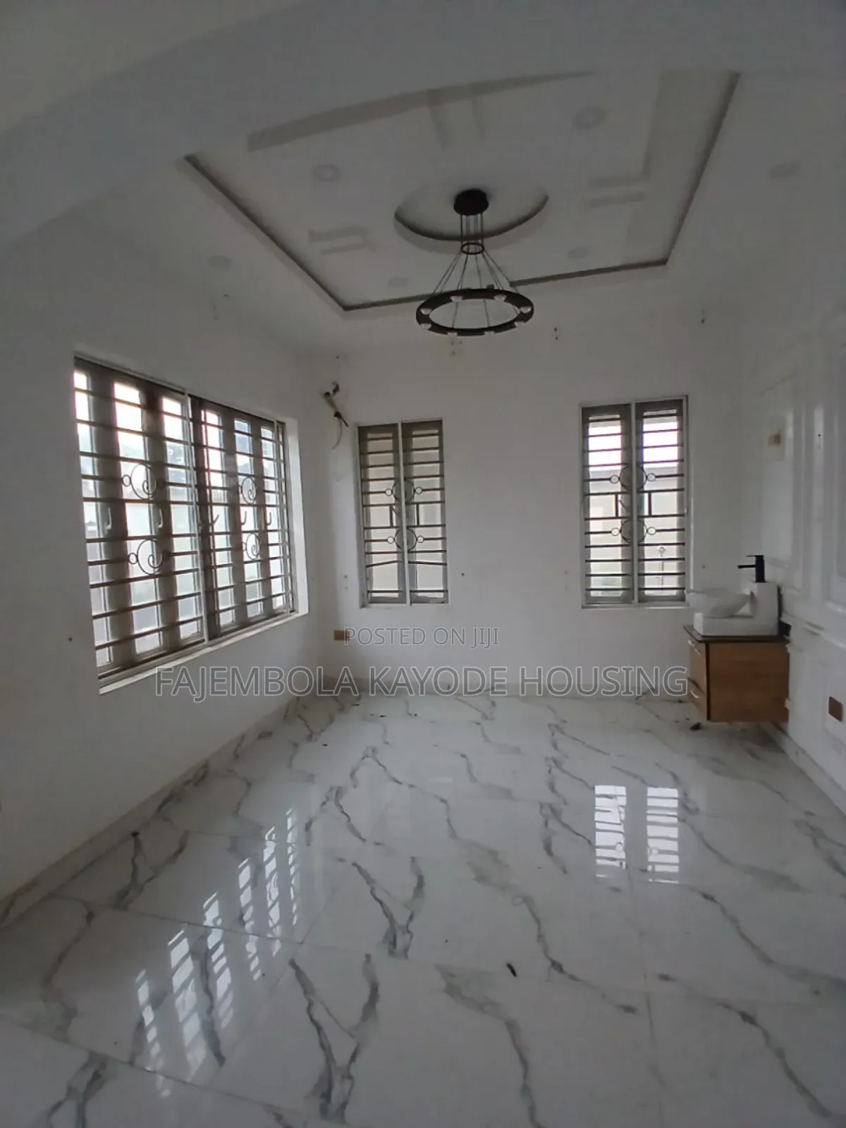 4bdrm Duplex in Akala Express for rent