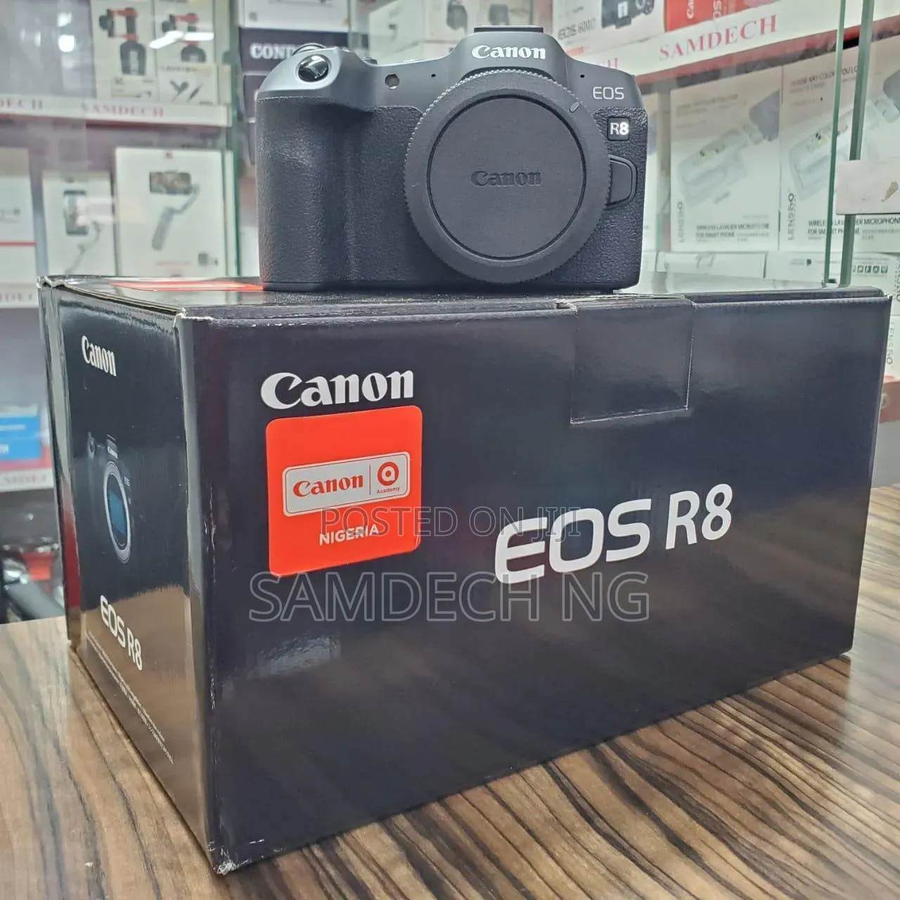 Canon EOS R8 Camera Body