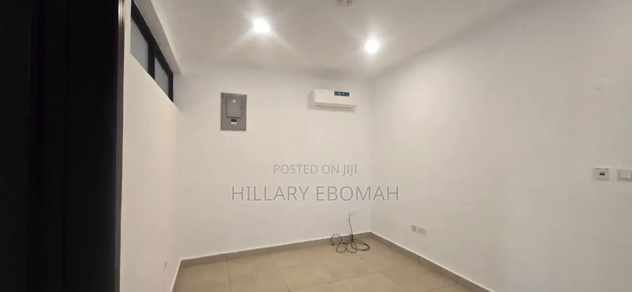 4bdrm Townhouse / Terrace in Banana Island for rent