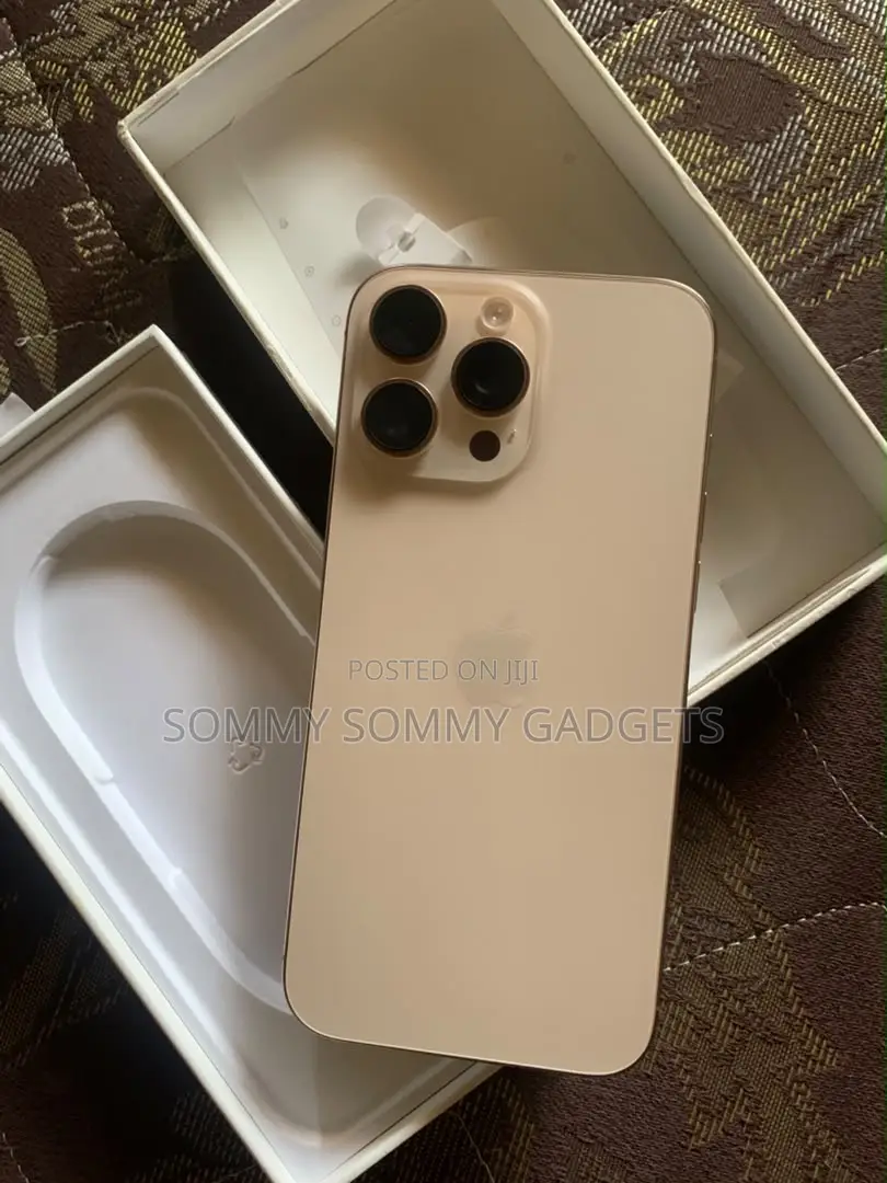 Apple iPhone 16 Pro Max 256 GB Gold