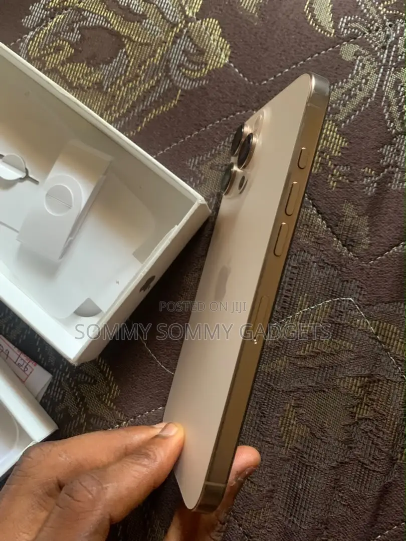 Apple iPhone 16 Pro Max 256 GB Gold