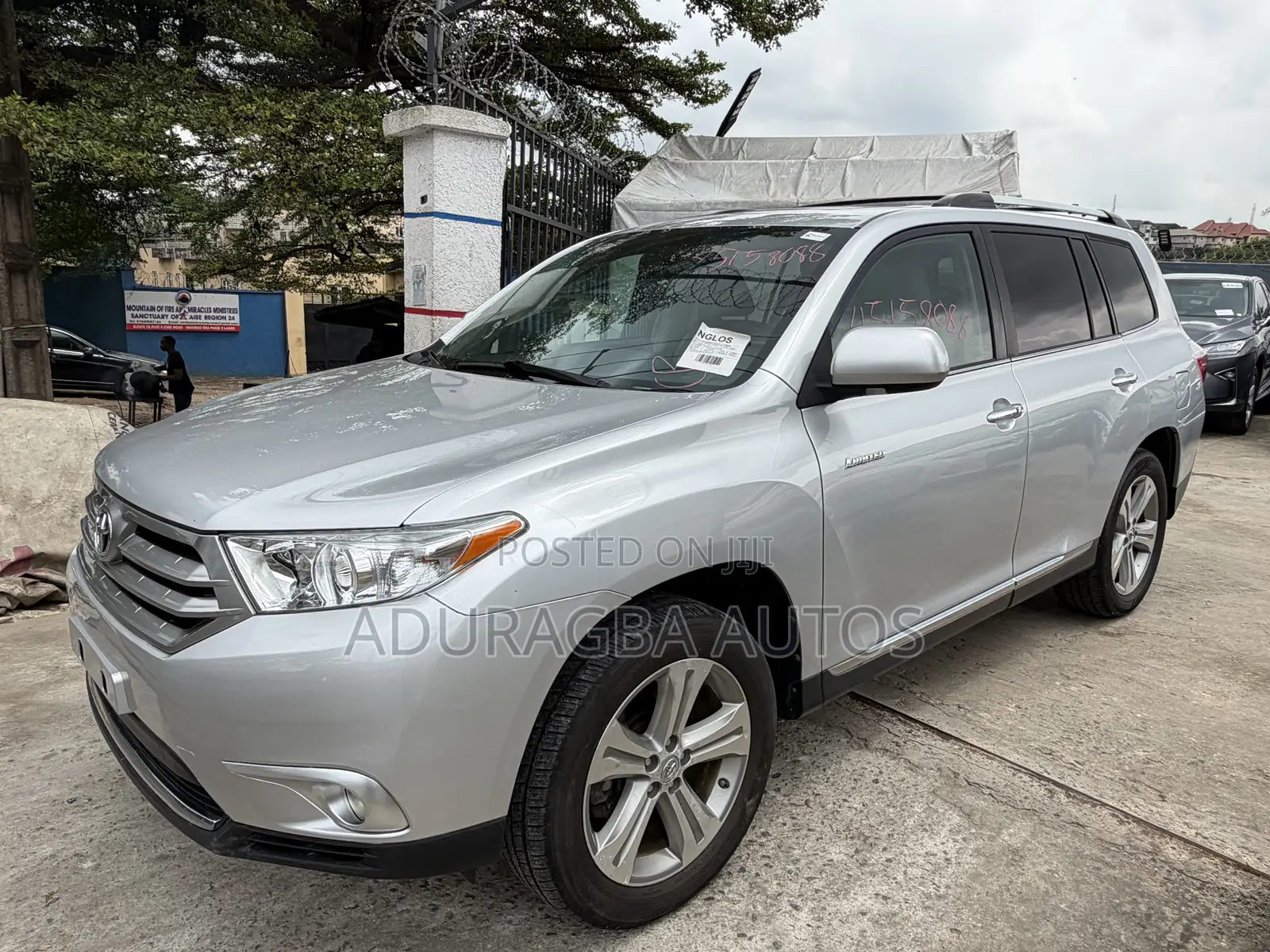 Toyota Highlander Limited 2012 Silver