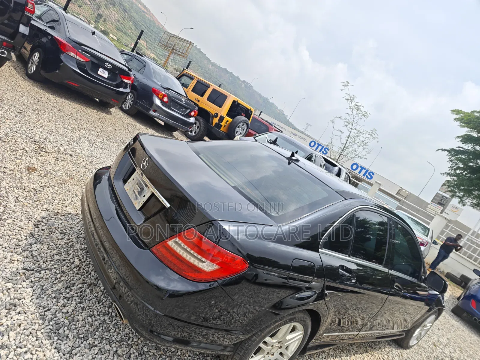 Mercedes-Benz C300 Luxury Sedan RWD (3.0L 6cyl 7A) 2008 Black
