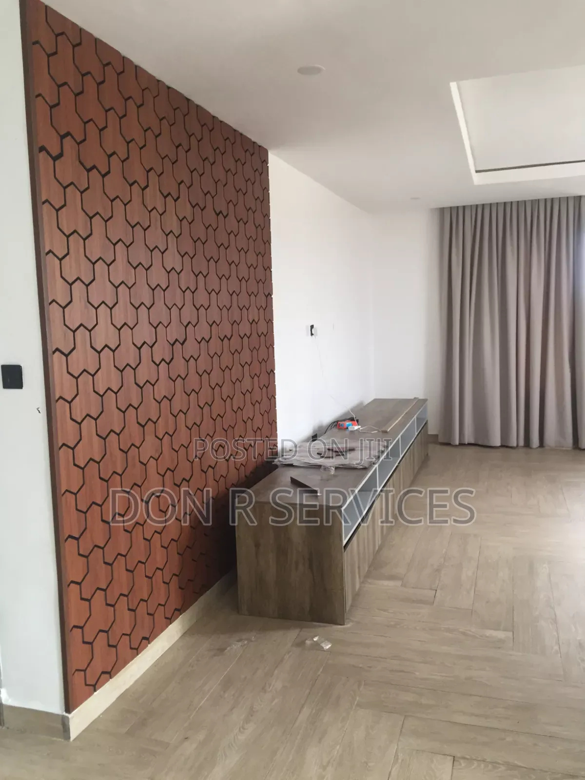 WPC Wall Panels Installer