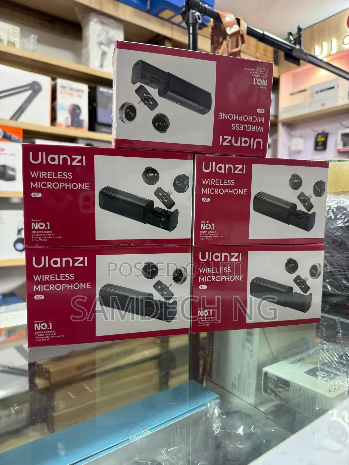 ULANZI A21 Wireless Microphone