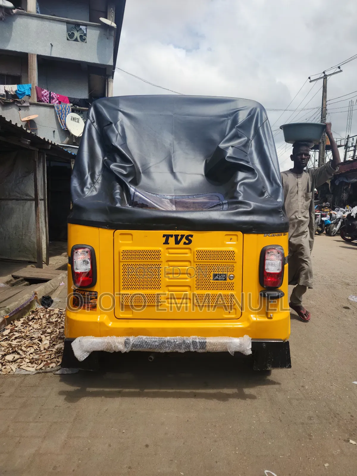New TVS King Deluxe Plus iTouch Start 2026 Yellow
