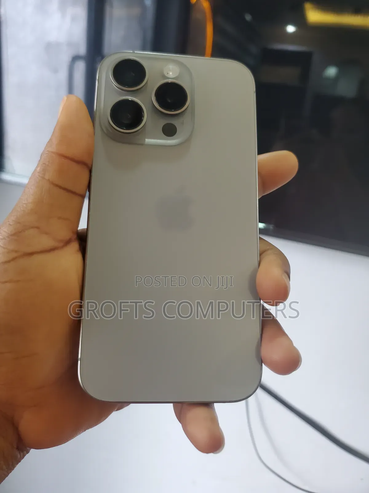 Apple iPhone 15 Pro 128 GB Gray