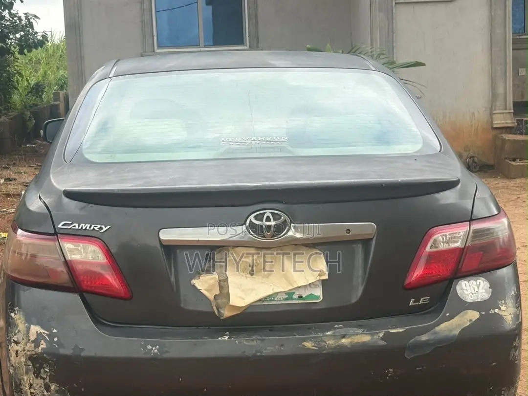 Toyota Camry XLE 4dr Sedan (2.4L 4cyl 5A) 2007 Gray