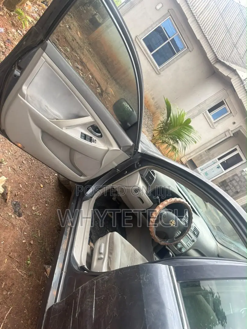 Toyota Camry XLE 4dr Sedan (2.4L 4cyl 5A) 2007 Gray