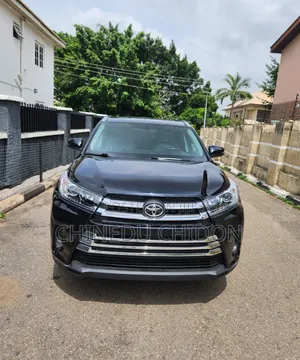 Toyota Camry 2018 Black