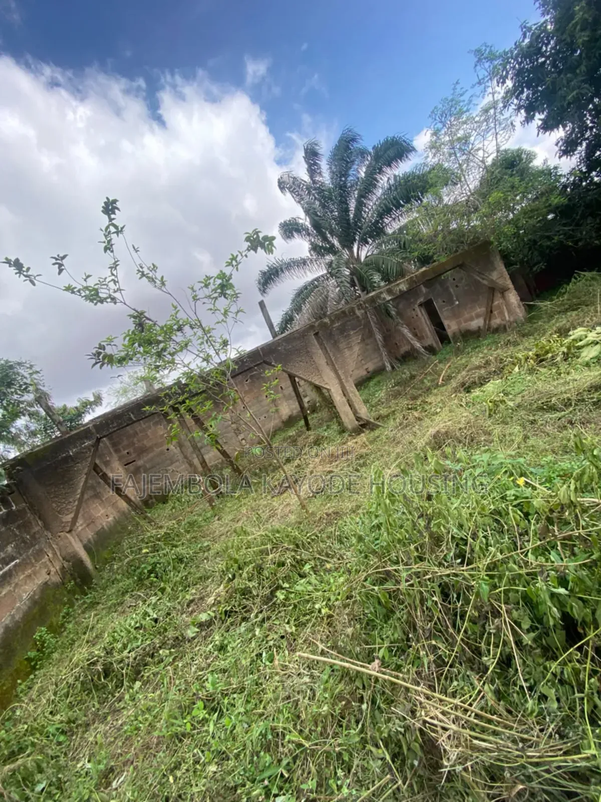 5bdrm Duplex in Ogo-Oluwa Estate, Alakia for sale
