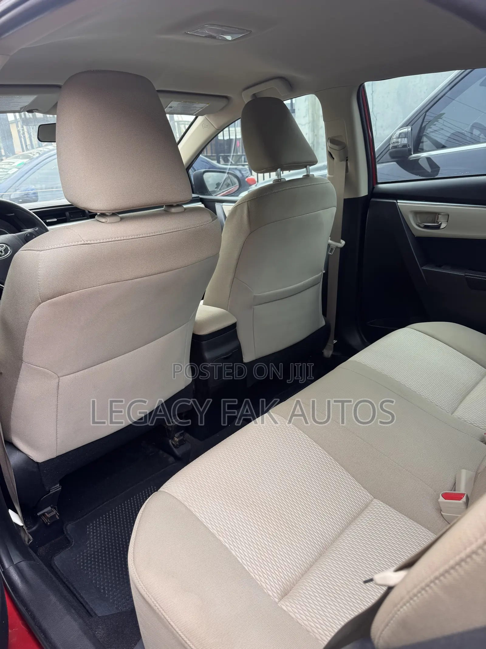 Toyota Corolla LE 4dr Sedan (1.8L 4cyl CVT) 2015 Red