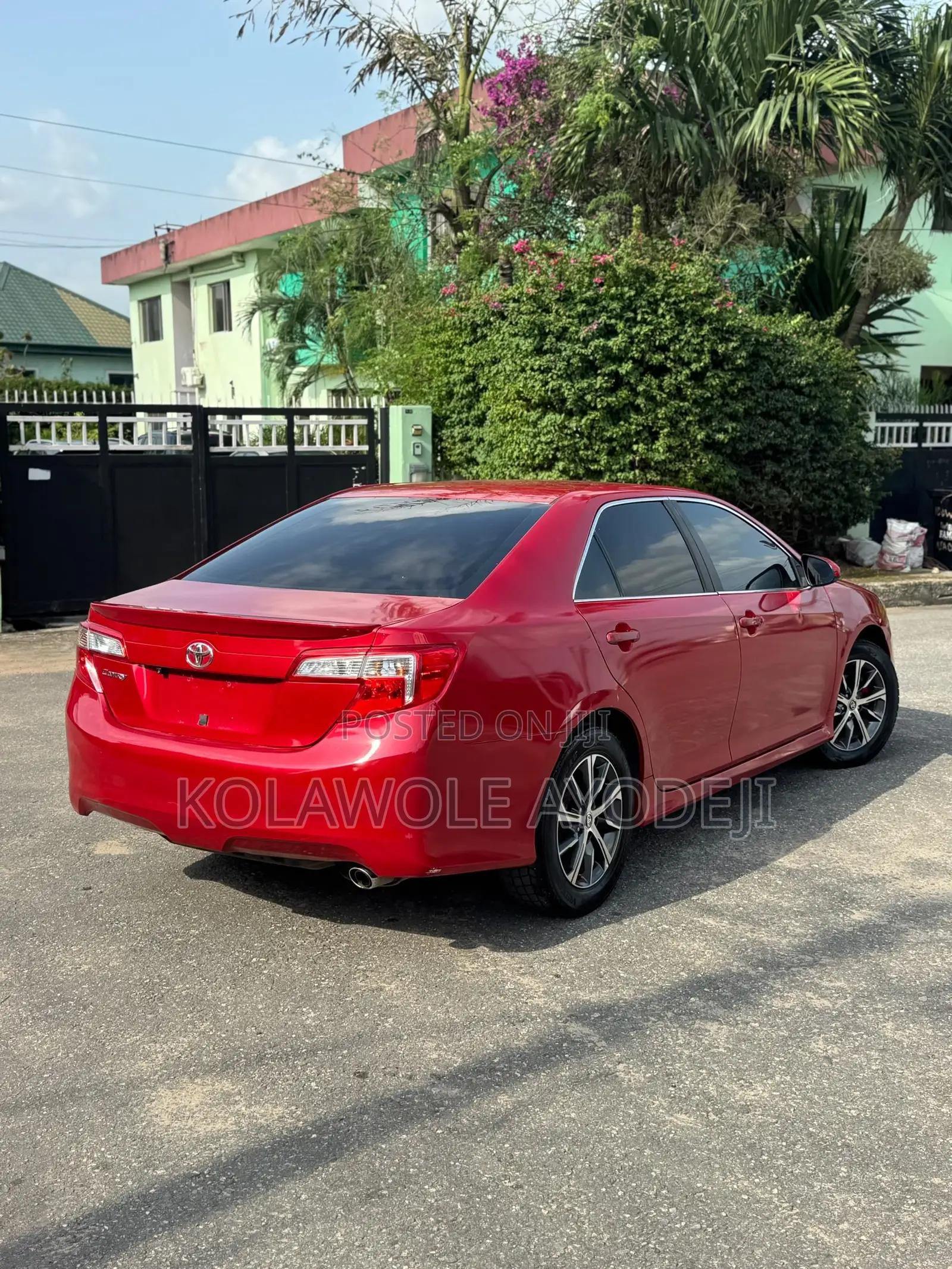 Toyota Camry SE 4dr Sedan (2.5L 4cyl 6A) 2012 Red