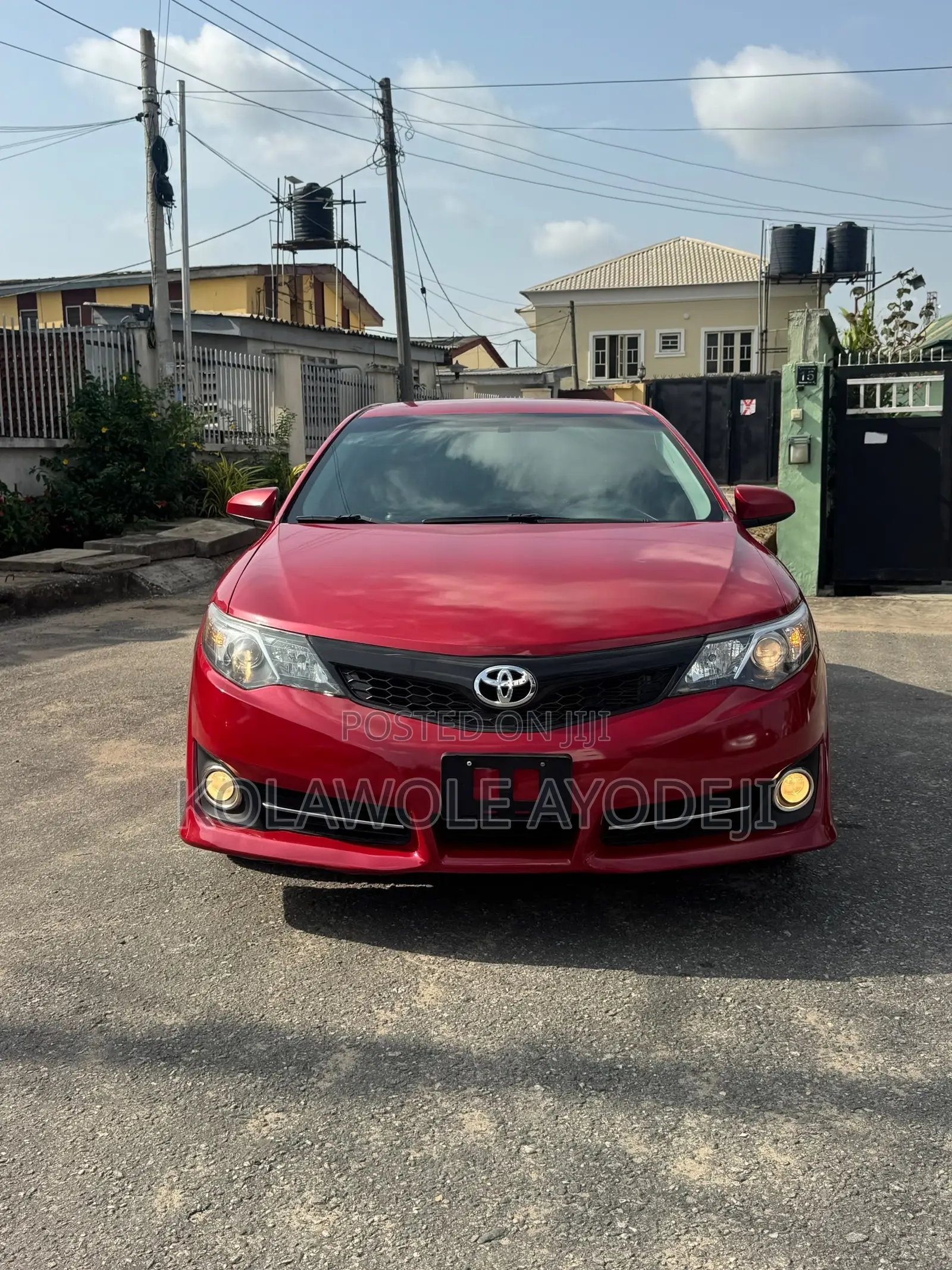 Toyota Camry SE 4dr Sedan (2.5L 4cyl 6A) 2012 Red