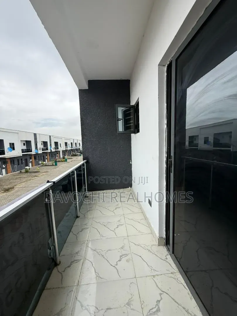 3bdrm Duplex in Citadel View Estate, Sangotedo for rent