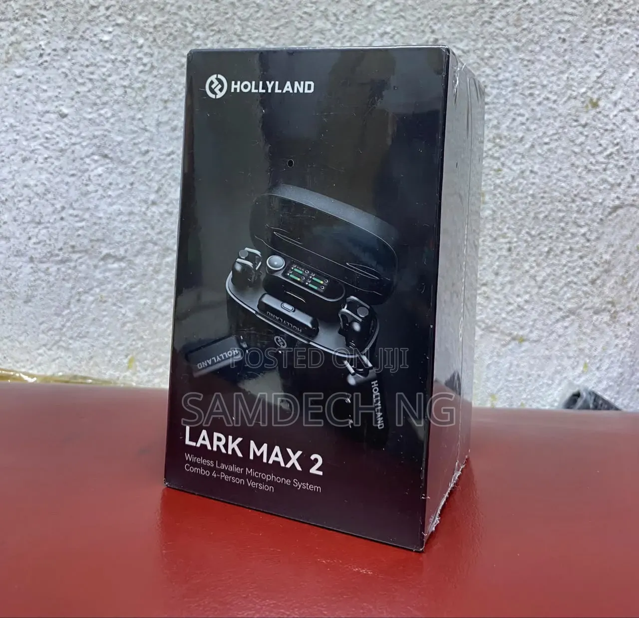 Hollyland Lark Max 2 Microphone Combo (4 Person Version)