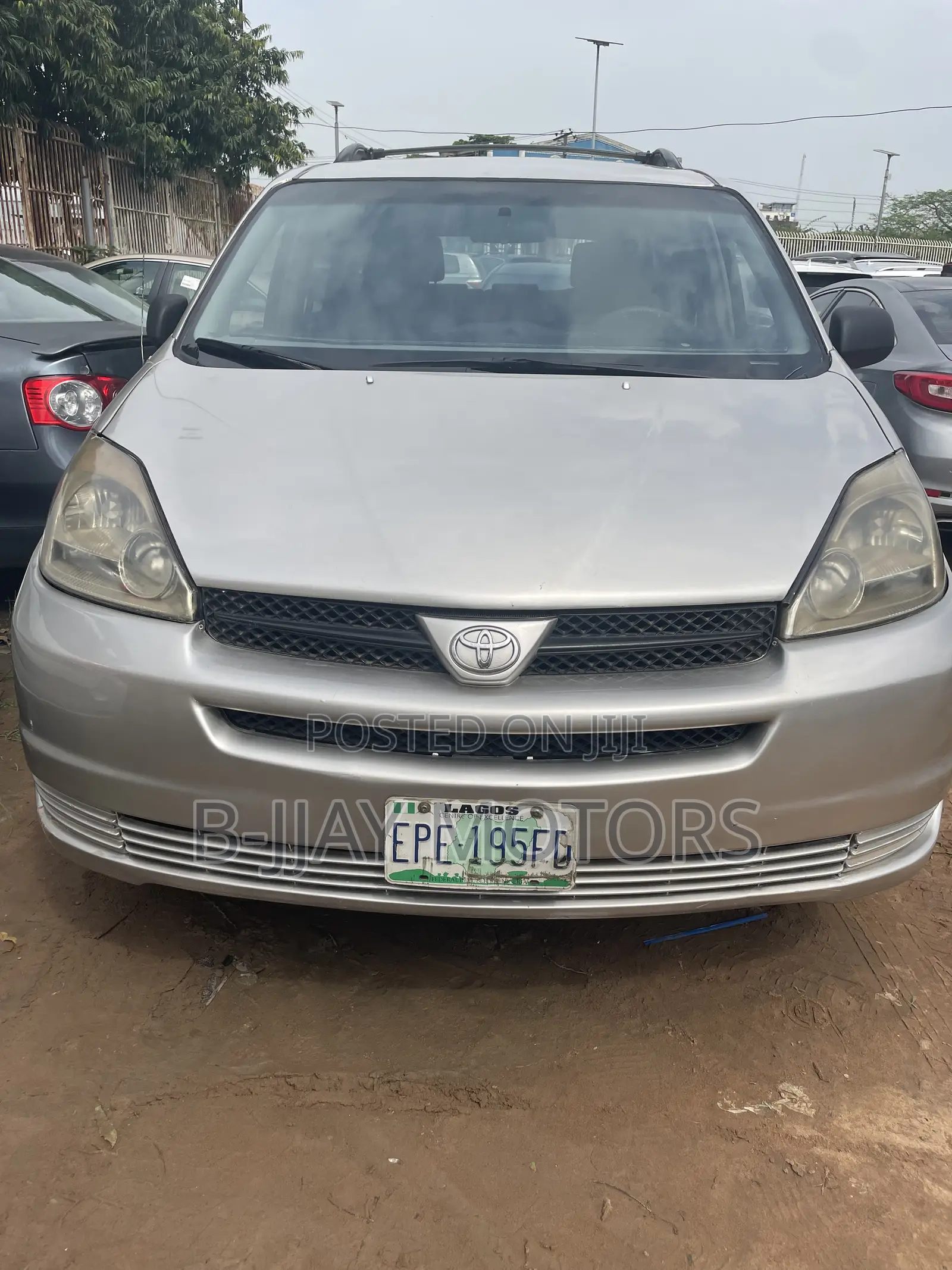 Toyota Sienna LE AWD 2005 Silver
