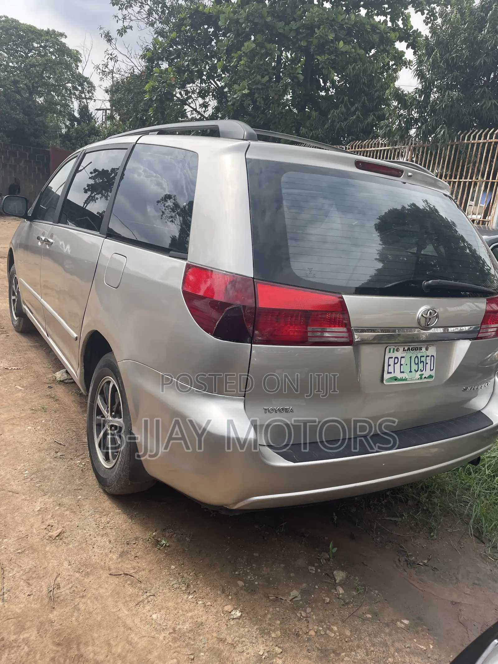 Toyota Sienna LE AWD 2005 Silver