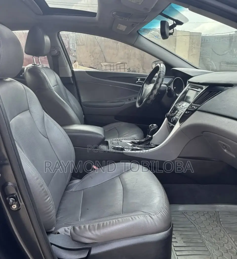 Hyundai Sonata 2012