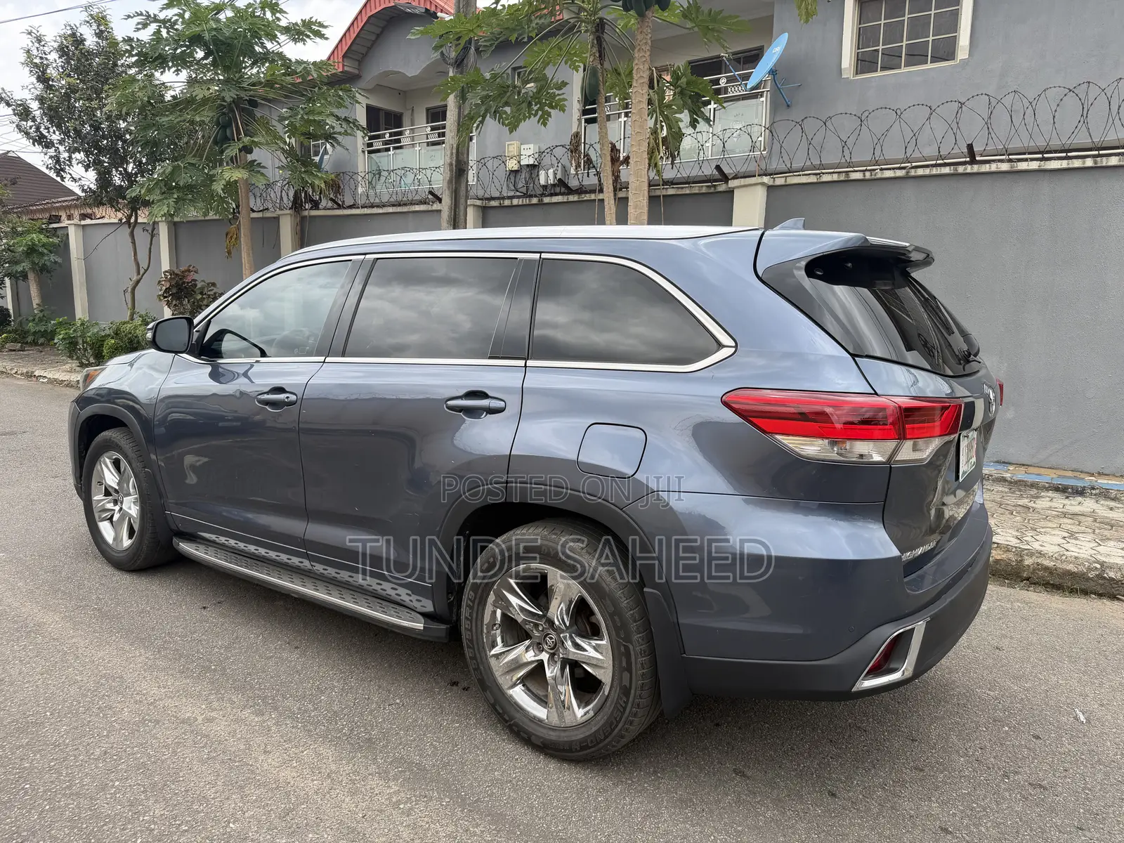 Toyota Highlander Limited Platinum 4x4 V6 (3.5L 6cyl 8A) 2018 Blue