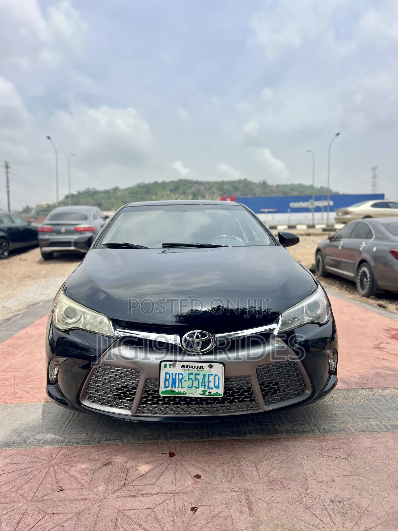 Toyota Camry 2016 Black